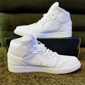 Air Jordan 1 Mid